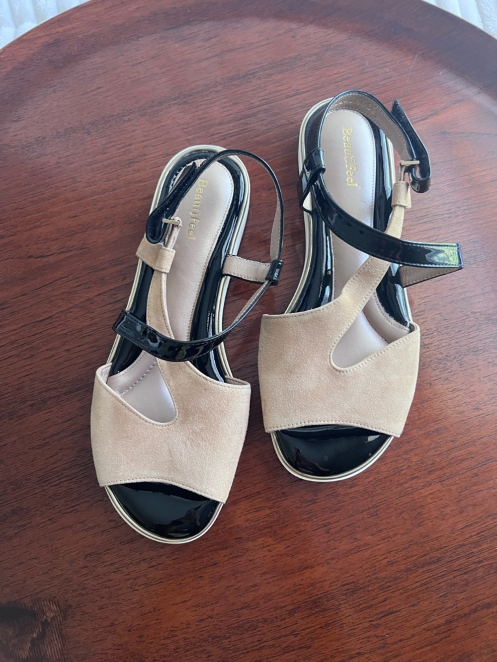 BeautiFeel Two-Tone Beige and Black Slingback Sandals - Picture 10 of 10